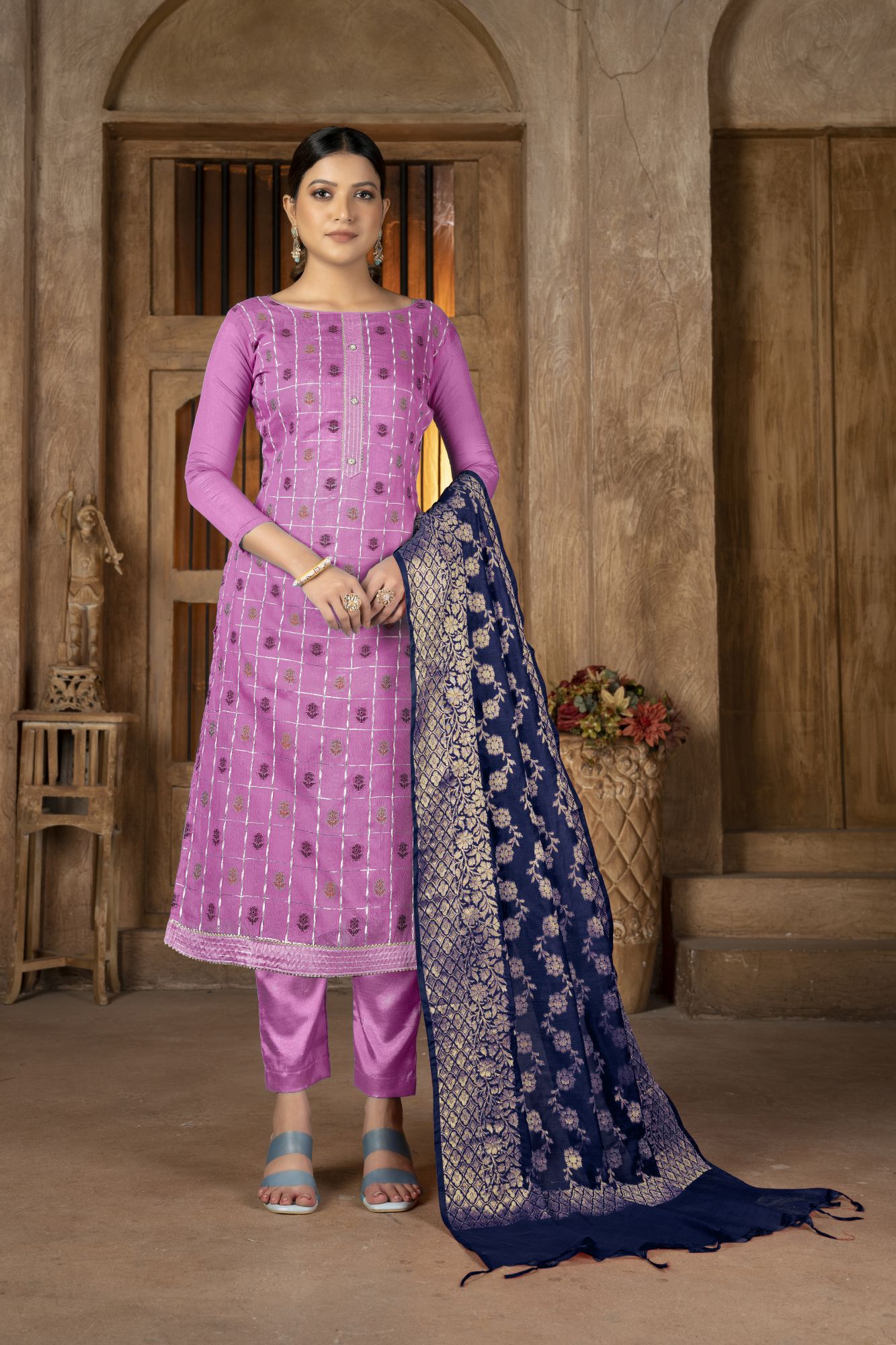Pi nk Banarasi Jacquard Embroidery Festival Party Pant Salwar Kameez