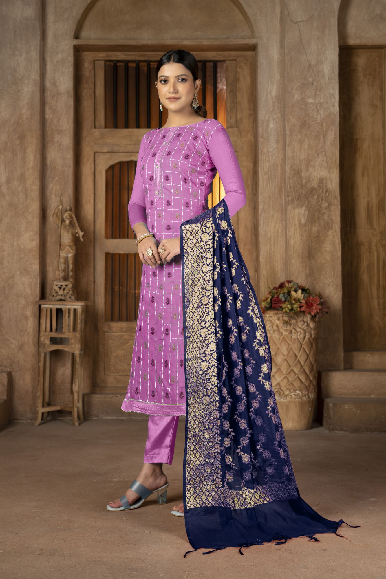 Pi nk Banarasi Jacquard Embroidery Festival Party Pant Salwar Kameez