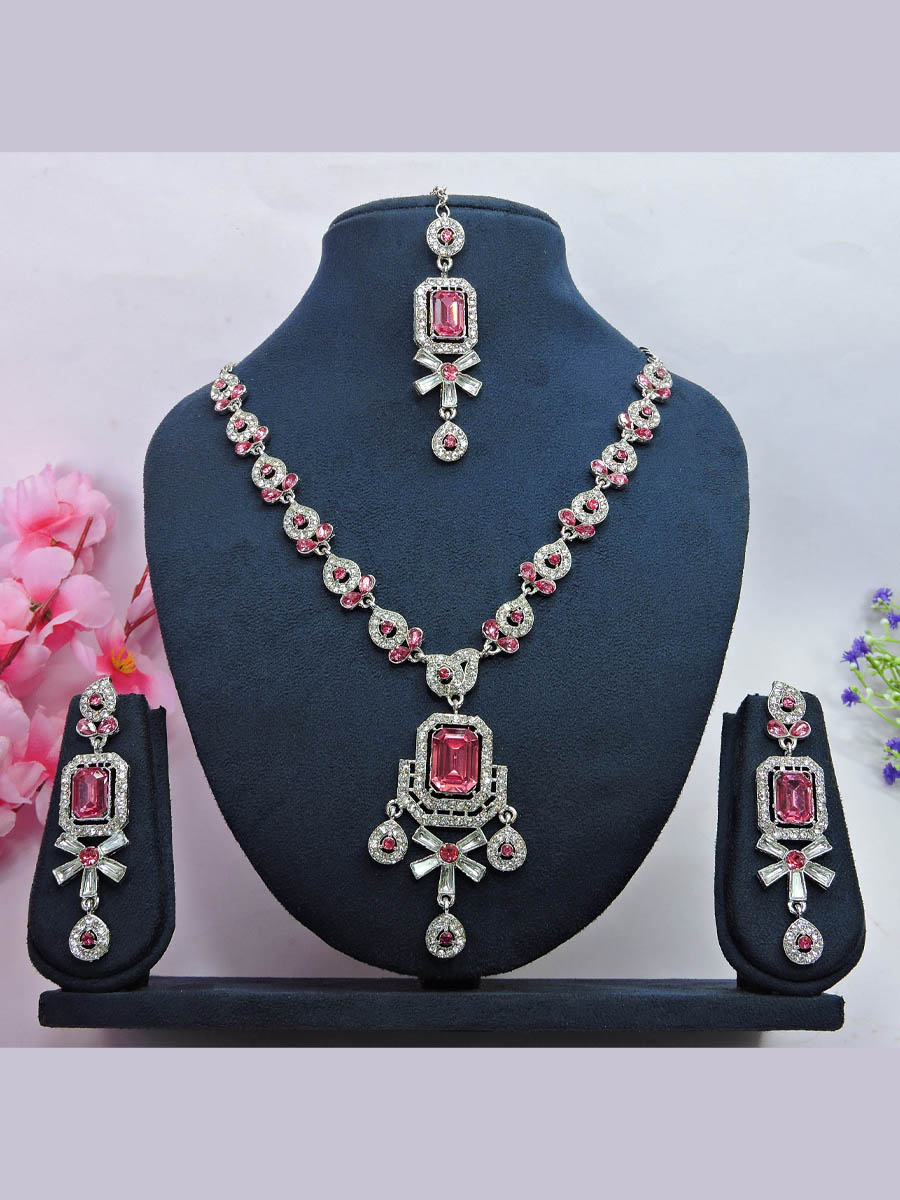 Pink Alloy Festival Wear Kundan Necklace