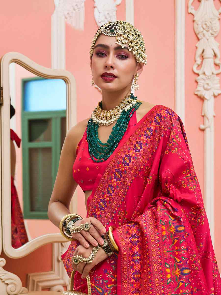 Pink Banarasi Silk Zari Handwoven Casual Reception Festival Wedding Fancy Classic Style Sarees