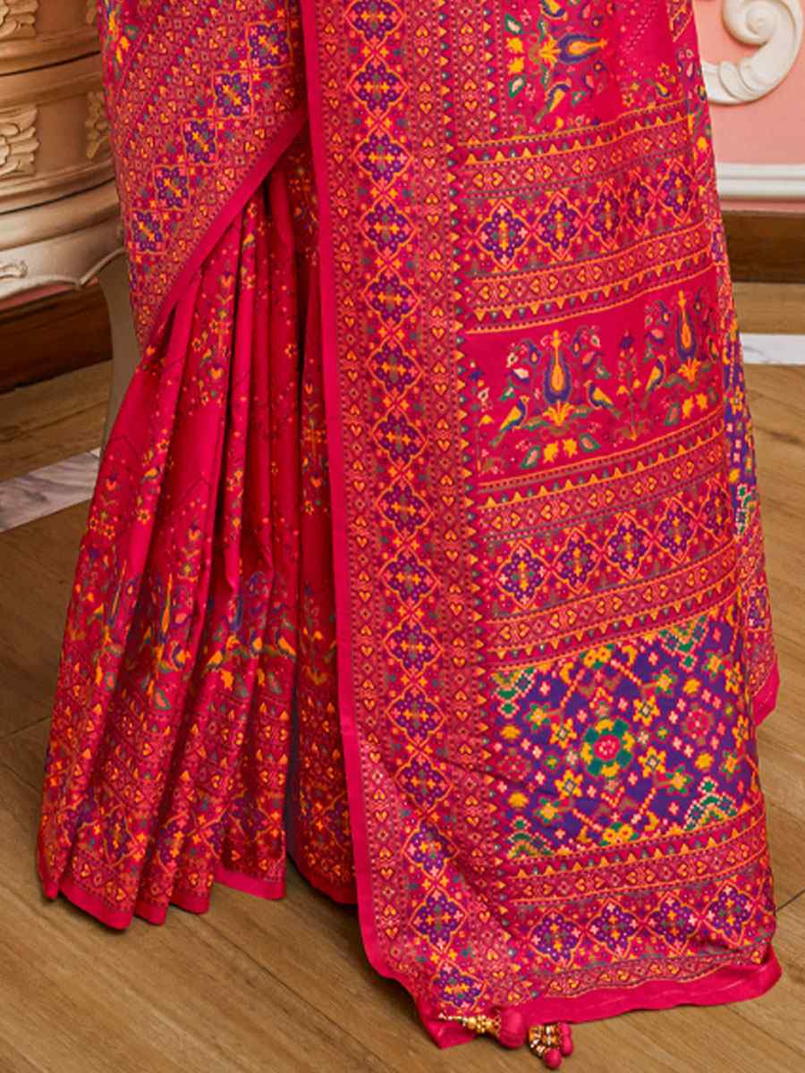 Pink Banarasi Silk Zari Handwoven Casual Reception Festival Wedding Fancy Classic Style Sarees