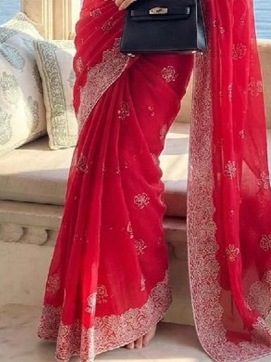 Pink Fendy Chiffon Silk Embroidery Wedding Reception Party Festival Casual Heavy Border Sarees