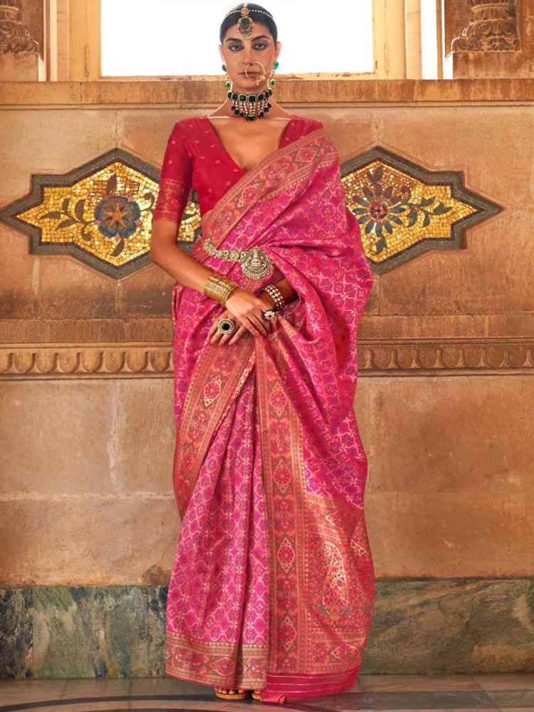 Pink Silk Handwoven Wedding Festival Heavy Border Saree