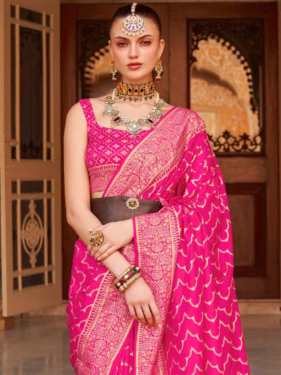 Pink Soft Silk Handwoven Wedding Festival Heavy Border Saree