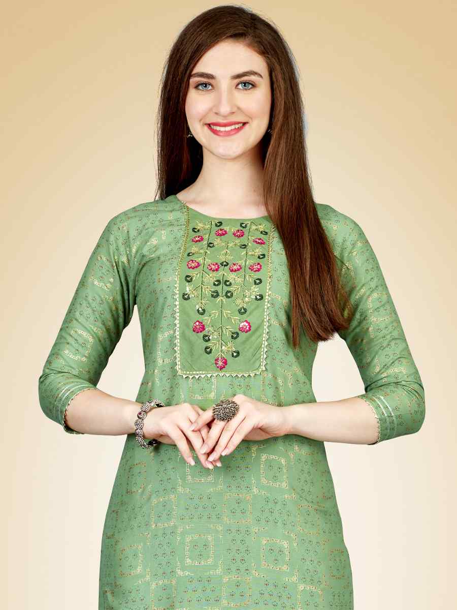 Pista Heavy Rayon 14 Kgs Embroidered Festival Casual Kurti With Bottom