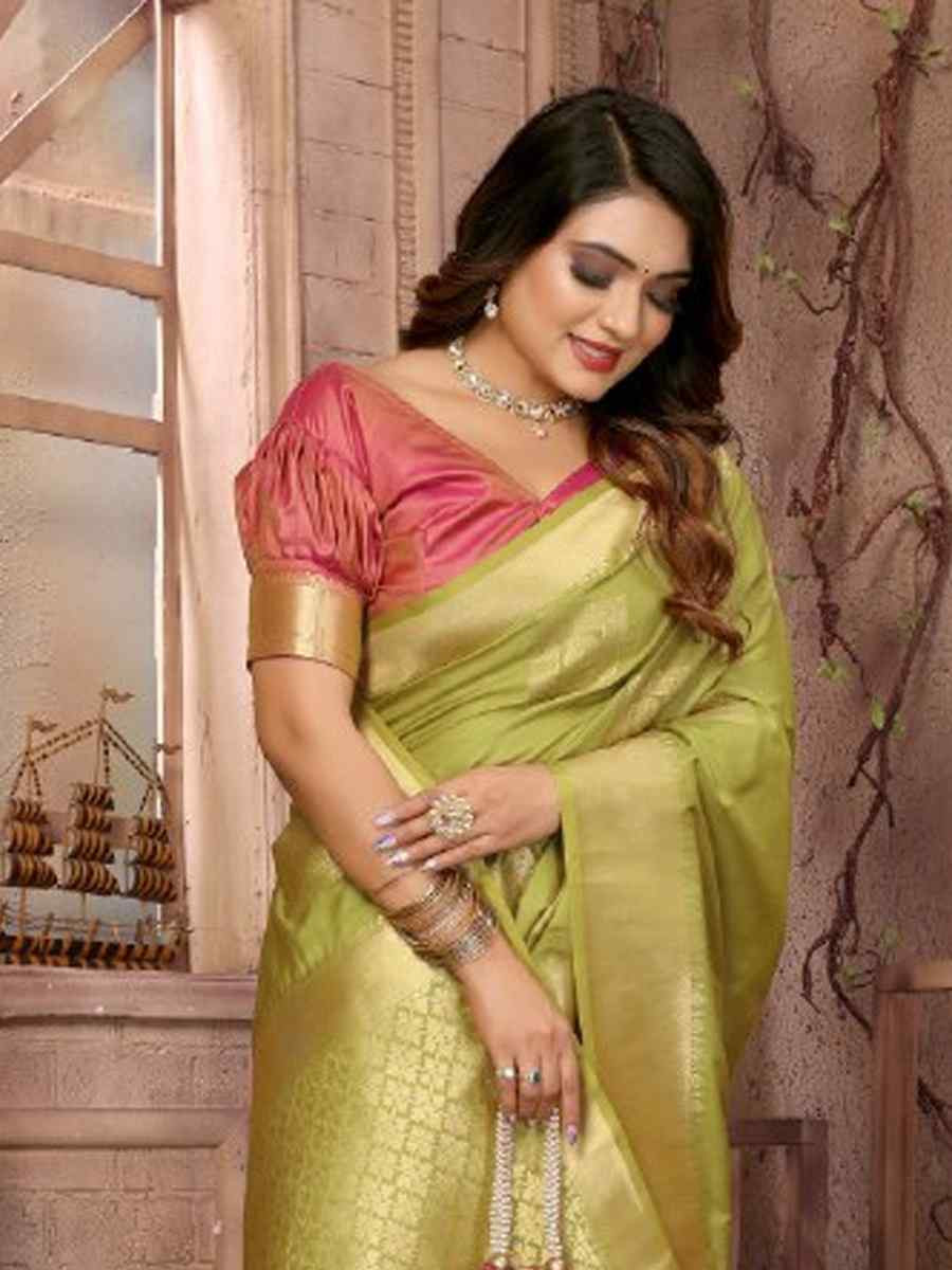 Pista Lichi Soft Silk Handwoven Festival Wedding Fancy Heavy Border Saree