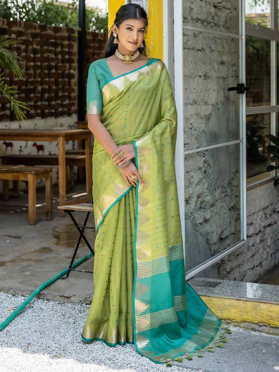 Pista Raw Silk Handwoven Casual Festival Classic Style Saree