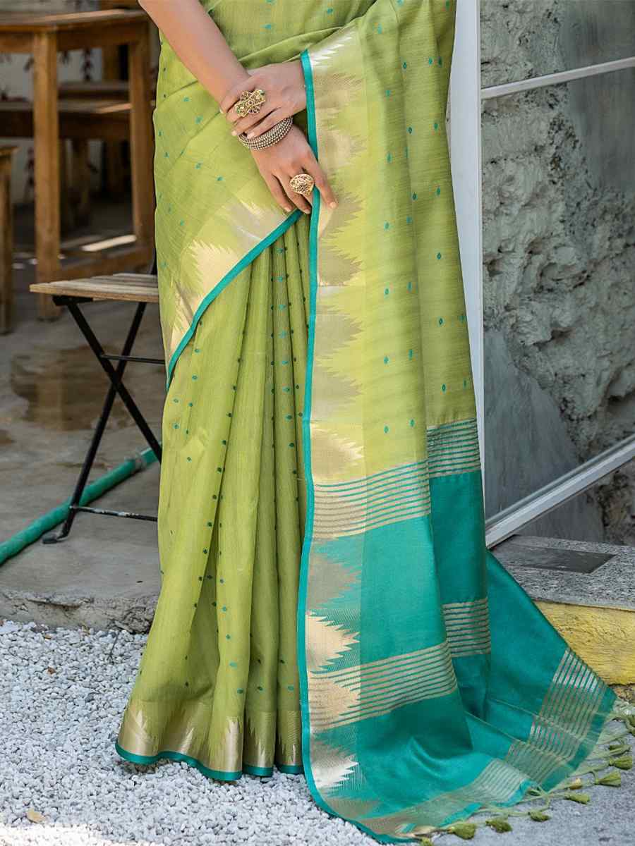 Pista Raw Silk Handwoven Casual Festival Classic Style Saree