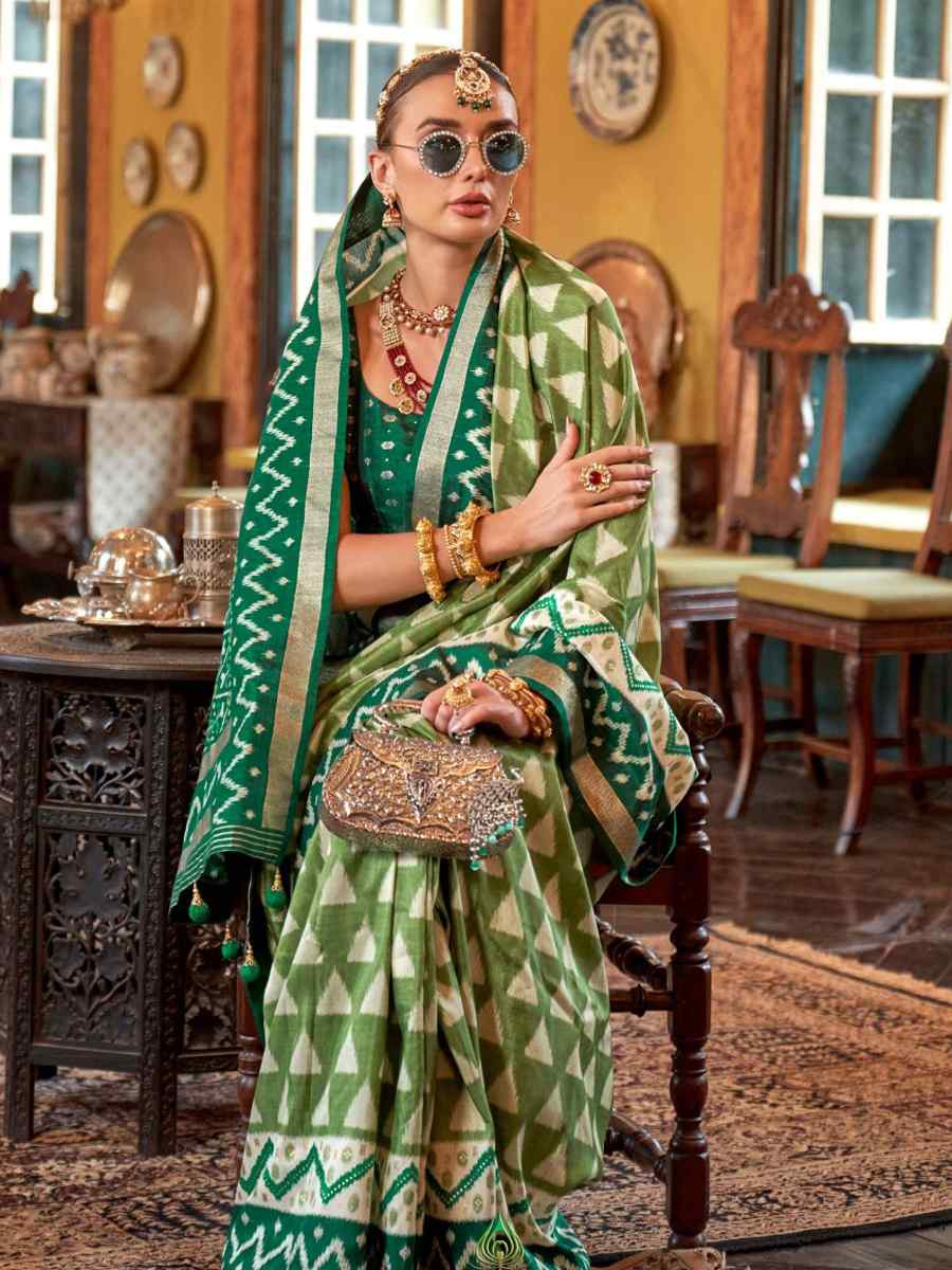 Pista Silk Printed Festival Wedding Fancy Heavy Border Saree