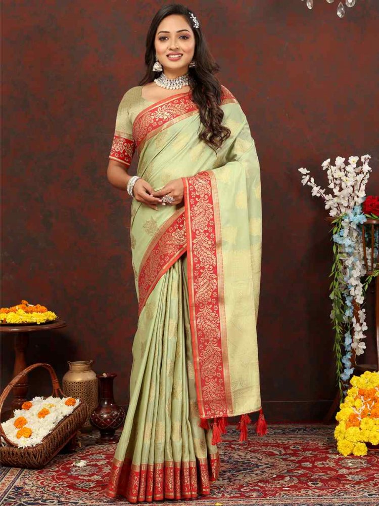 Pista Soft Patola Silk Handwoven Wedding Festival Heavy Border Saree