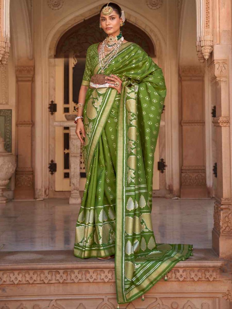 Pista Soft Silk Handwoven Wedding Festival Heavy Border Saree