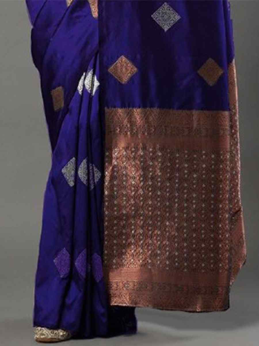 Purple Banarasi Soft Silk Handwoven Casual Festival Classic Style Saree
