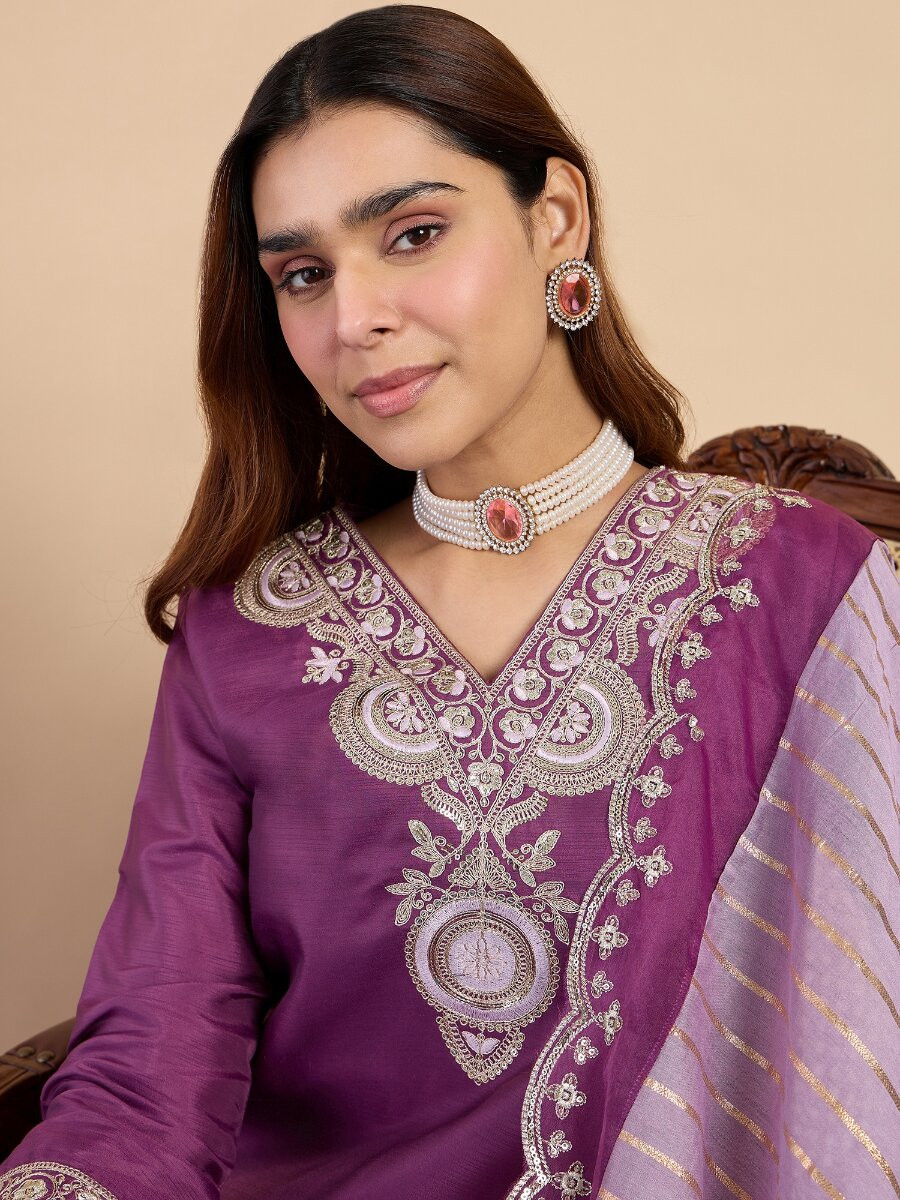 Purple Silk Blend Embroidery Wedding Party Festival Casual Pant Salwar Kameez