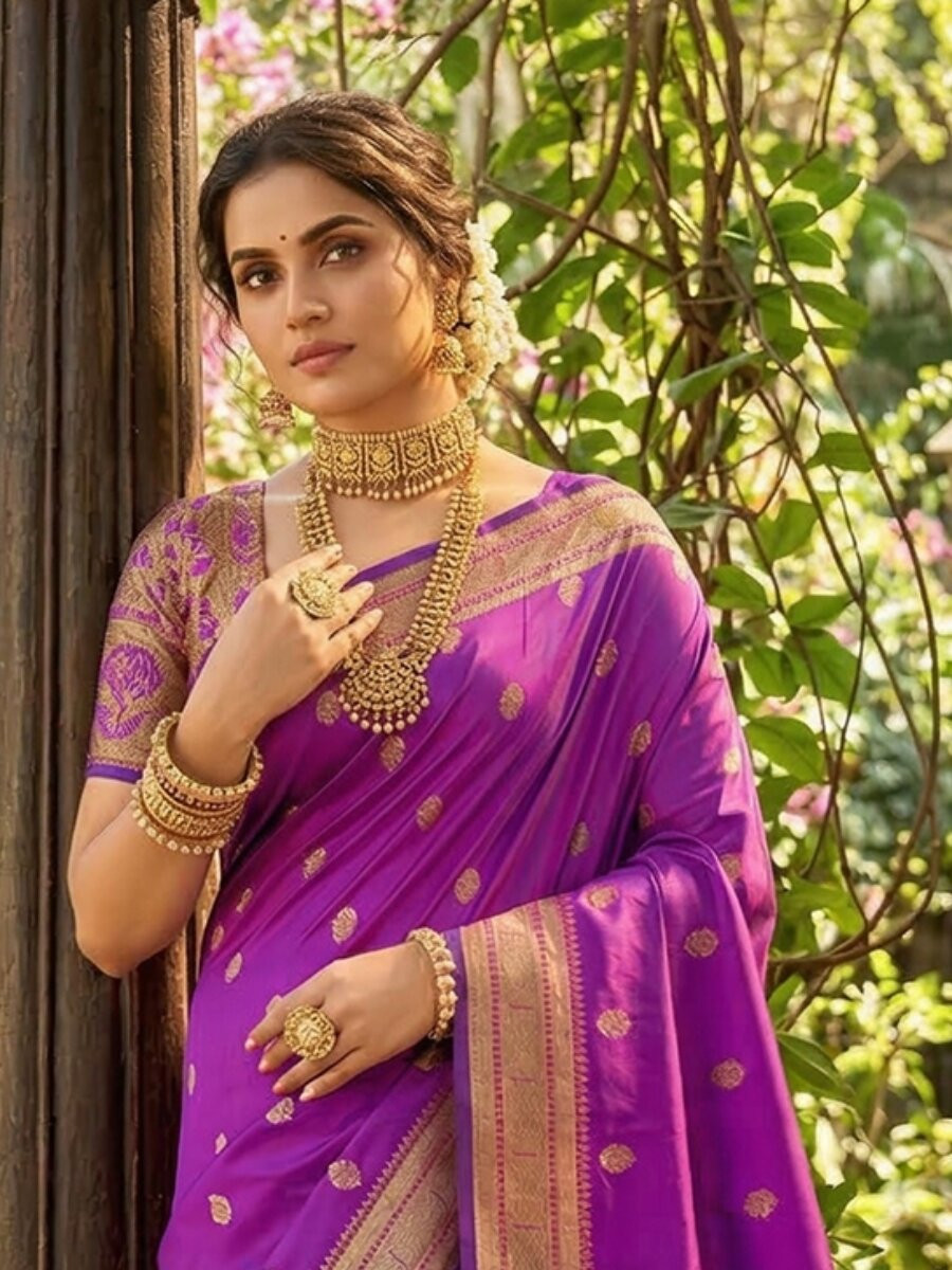 Purple Soft Silk Handwoven Wedding Reception Party Festival Casual Heavy Border Sarees