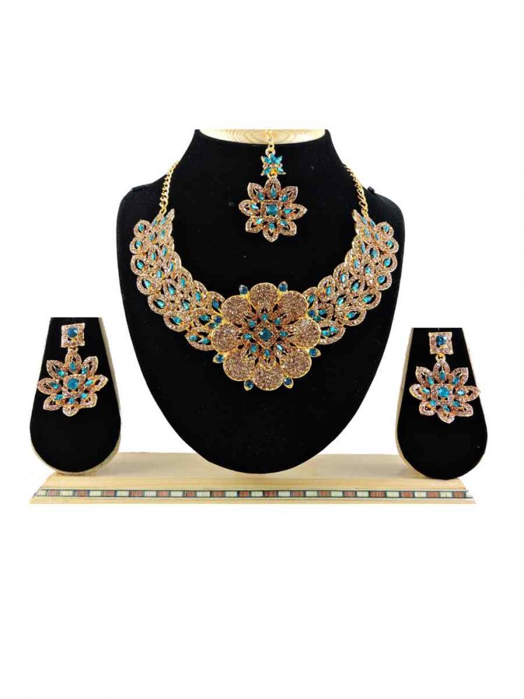 Rama Alloy Festival Wear Diamonds Necklace