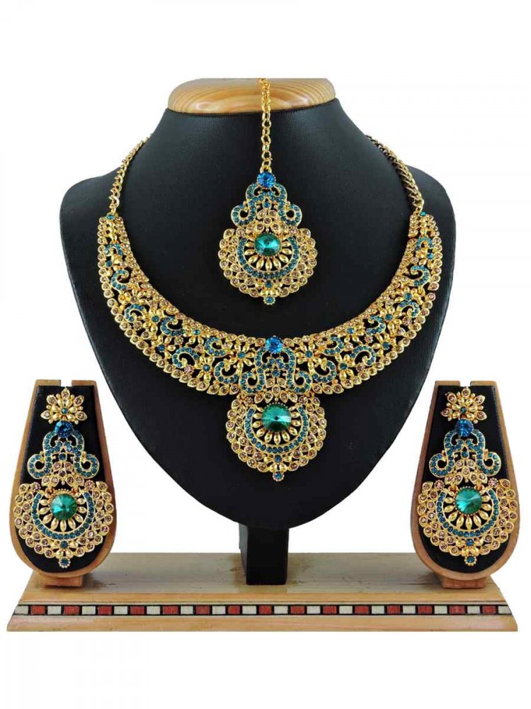 Rama Alloy Festival Wear Kundan Necklace