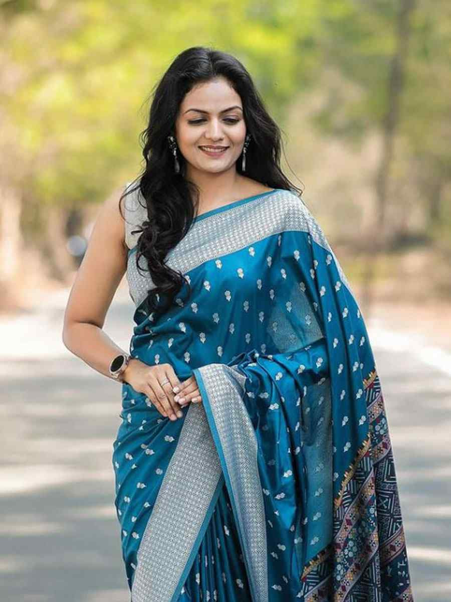 Rama Banarasi Silk Handwoven Festival Wedding Fancy Heavy Border Saree