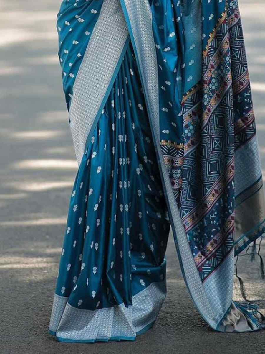 Rama Banarasi Silk Handwoven Festival Wedding Fancy Heavy Border Saree