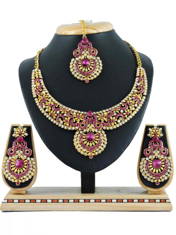 Rani Alloy Festival Wear Kundan Necklace