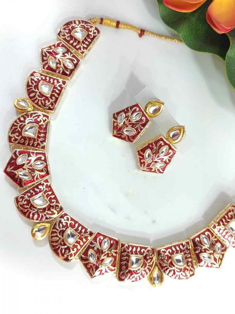 Rani Pink Pure Brass Festival Wear Kundan Necklace