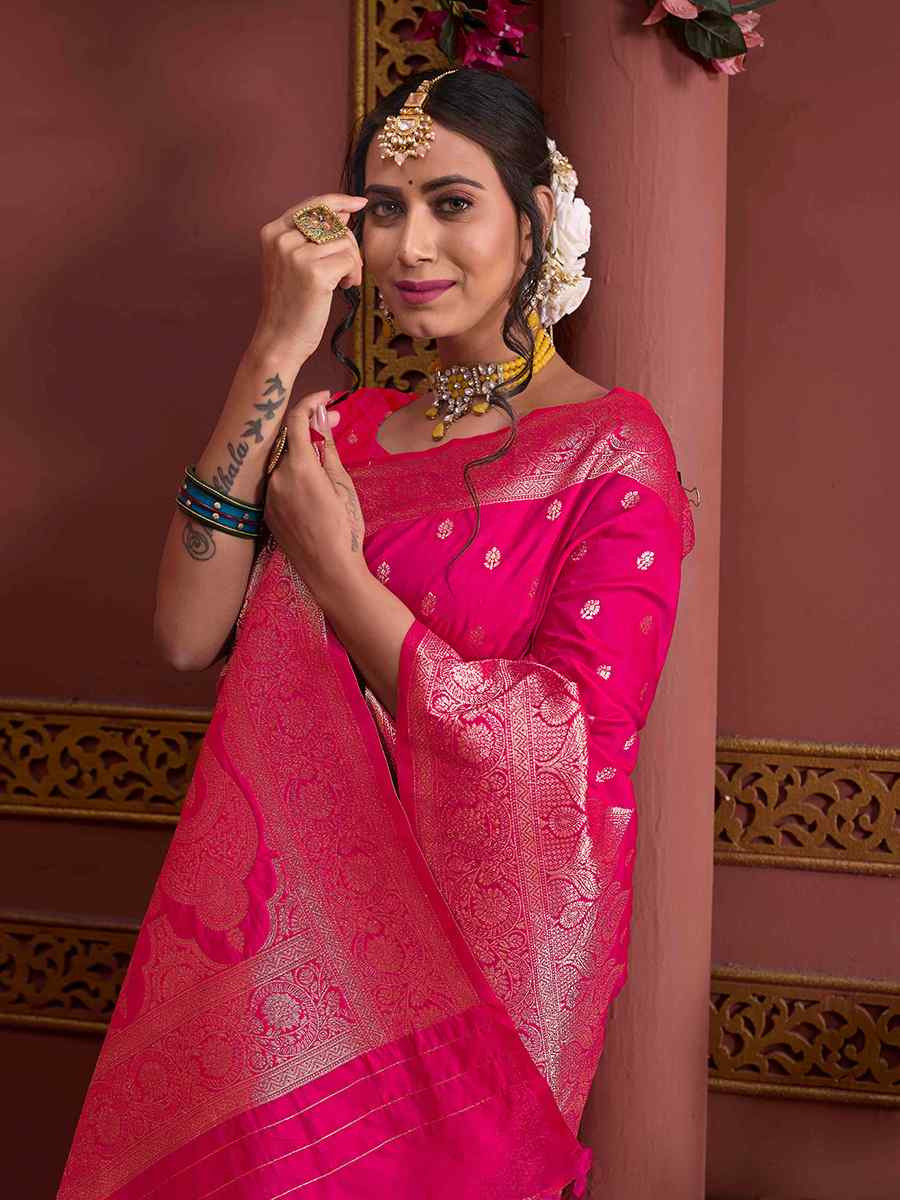 Rani Pink Soft Silk Handwoven Festival Wedding Fancy Heavy Border Saree