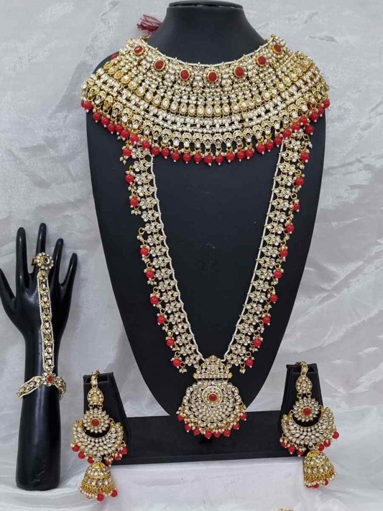 Red Alloy Bridal Wear Diamonds Bridal Sets
