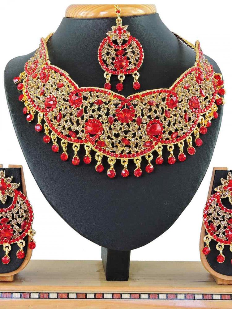 Red Alloy Bridal Wear Diamonds Necklace