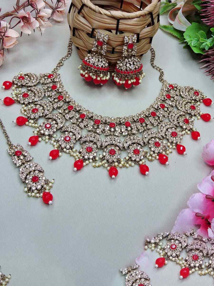 Red Alloy Festival Wear Kundan Necklace