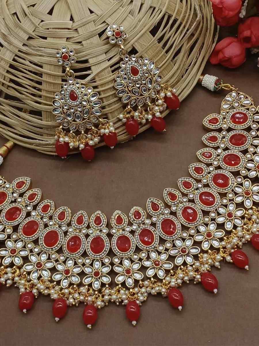 Red Alloy Festival Wear Kundan Necklace