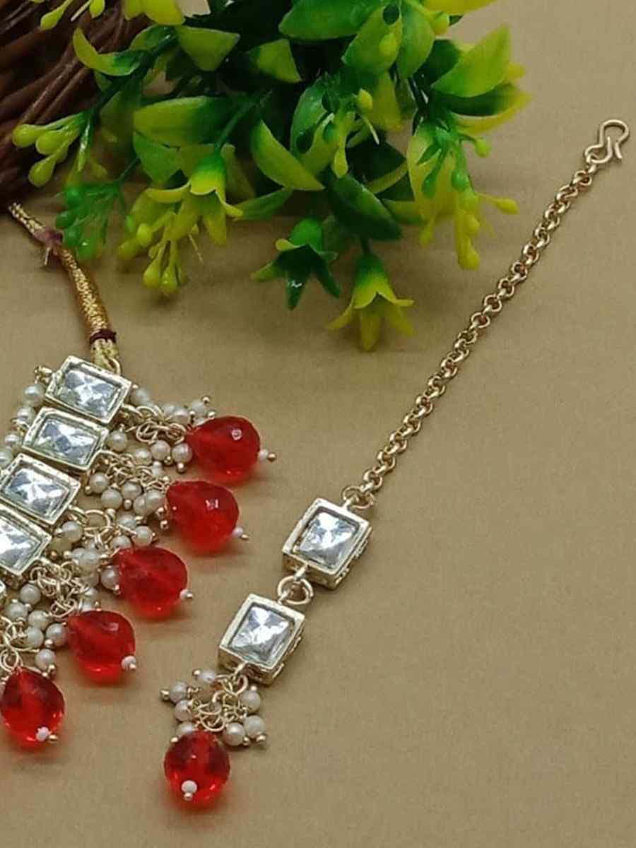 Red Alloy Metal Festival Wear Kundan Necklace