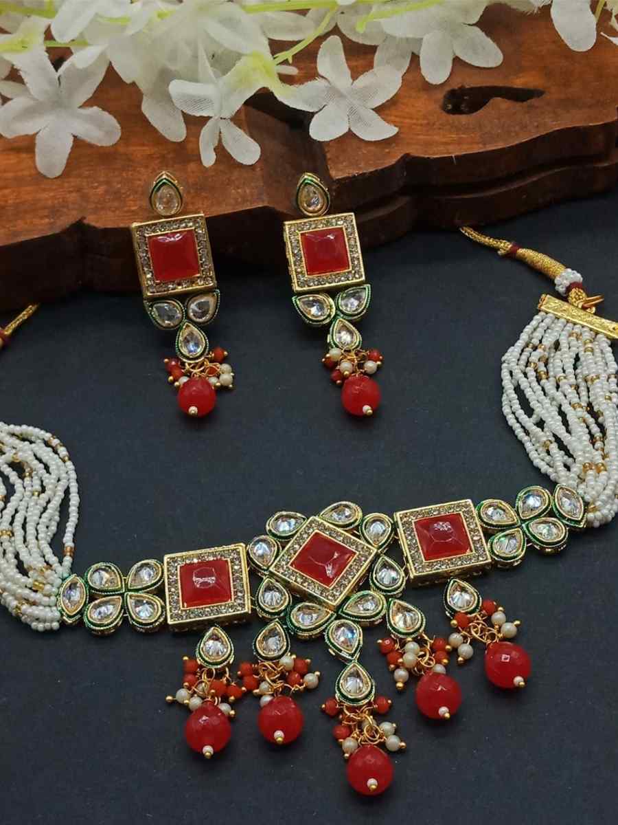 Red Alloy Metal Festival Wear Kundan Necklace