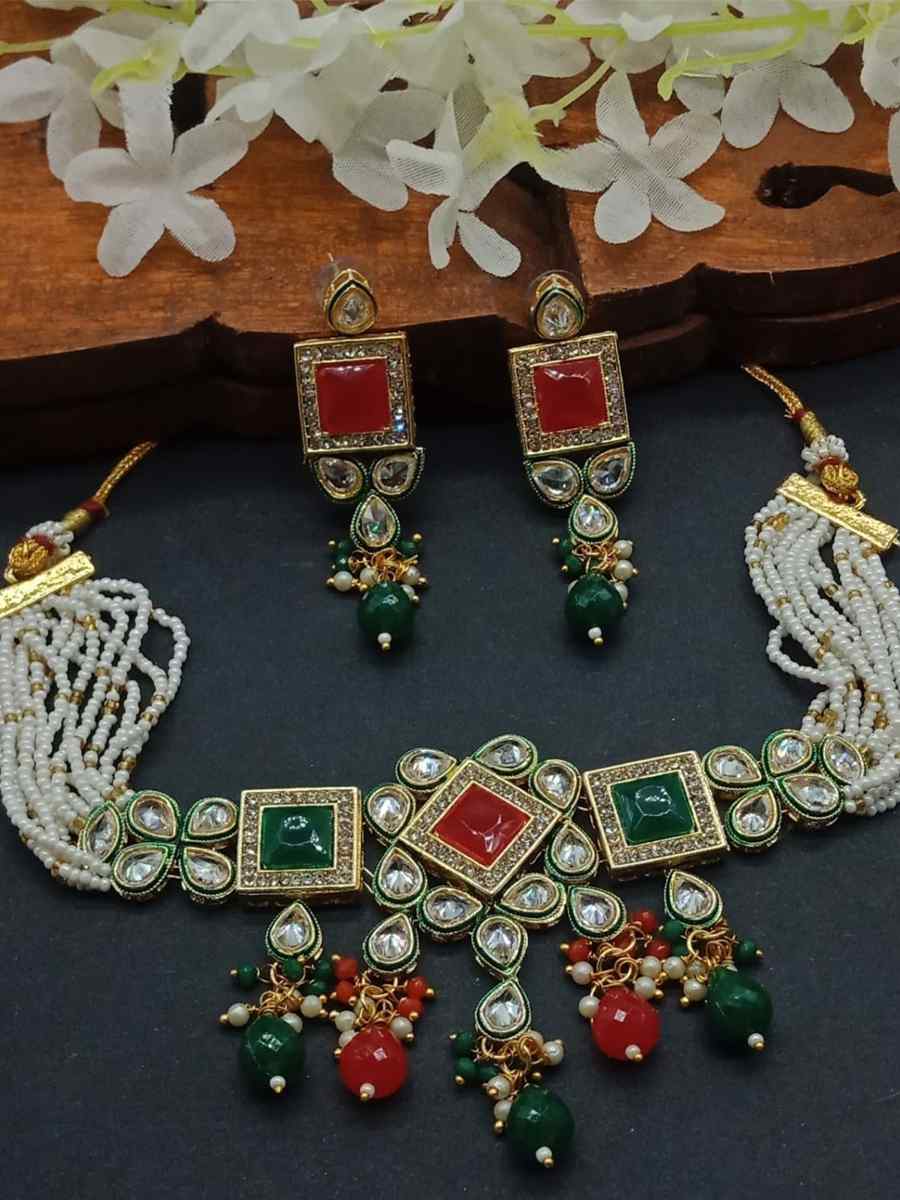 Red Alloy Metal Festival Wear Kundan Necklace
