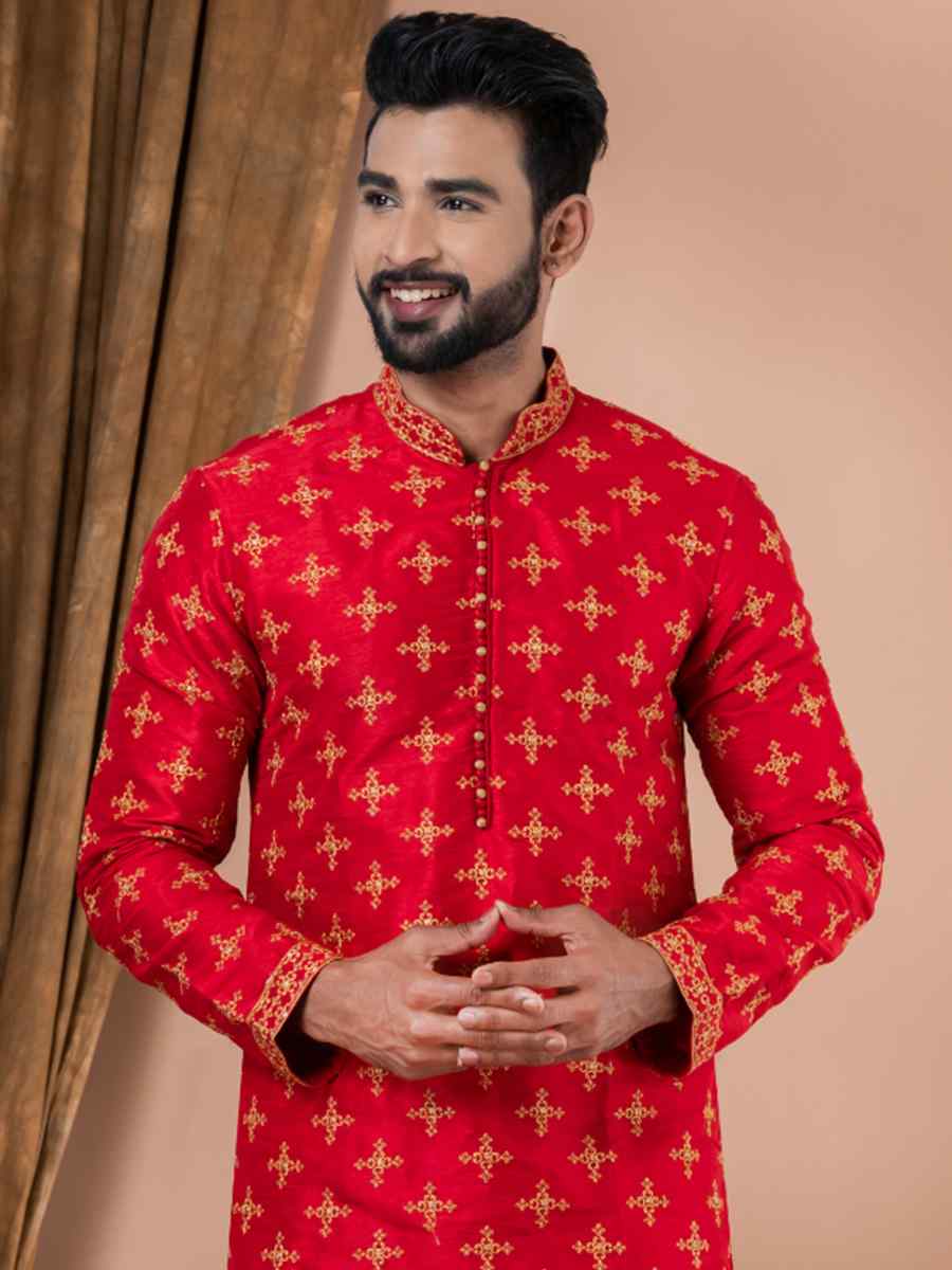 Red Banarasi Dhupion Silk Embroidered Festival Party Kurta