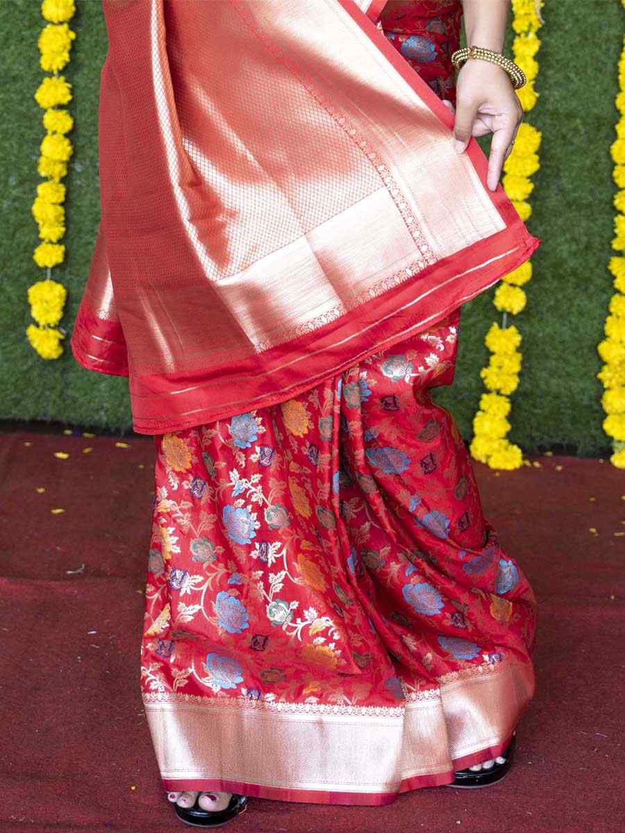 Red Banarasi Silk Handwoven Wedding Festival Heavy Border Saree