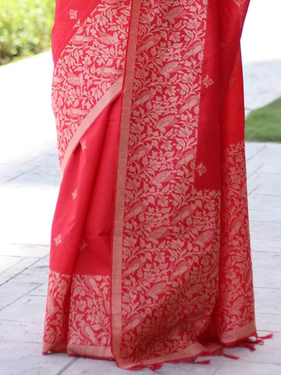 Red Banglori Handloom Raw Silk Handwoven Casual Reception Festival Wedding Fancy Classic Style Sarees