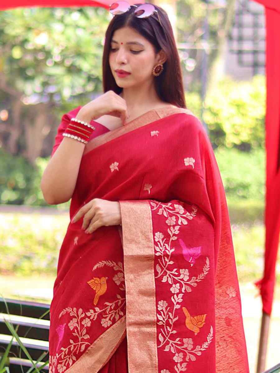 Red Cotton Silk Handwoven Casual Festival Classic Style Saree