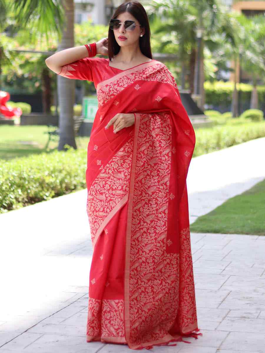 Red Handloom Raw Silk Handwoven Casual Festival Classic Style Saree