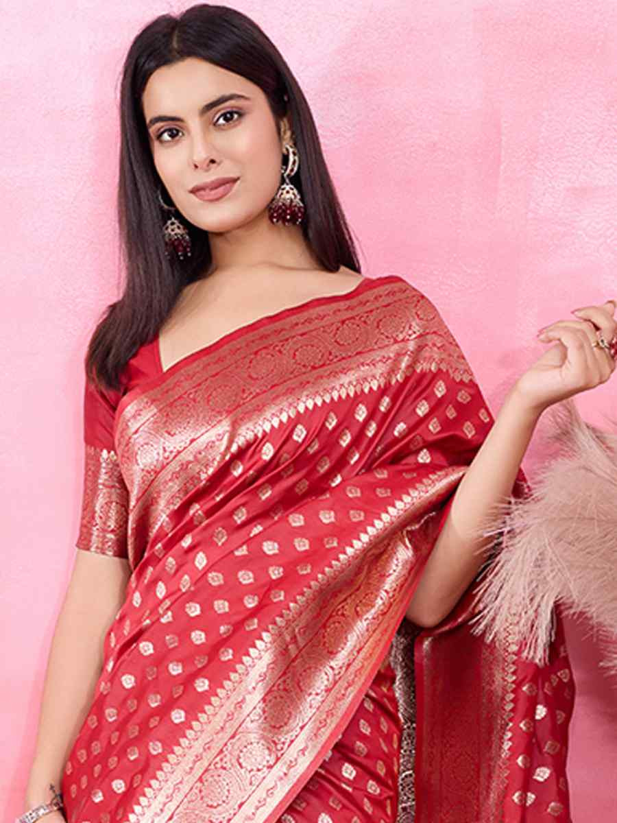 Red Kanjivaram Silk Handwoven Festival Wedding Fancy Heavy Border Saree
