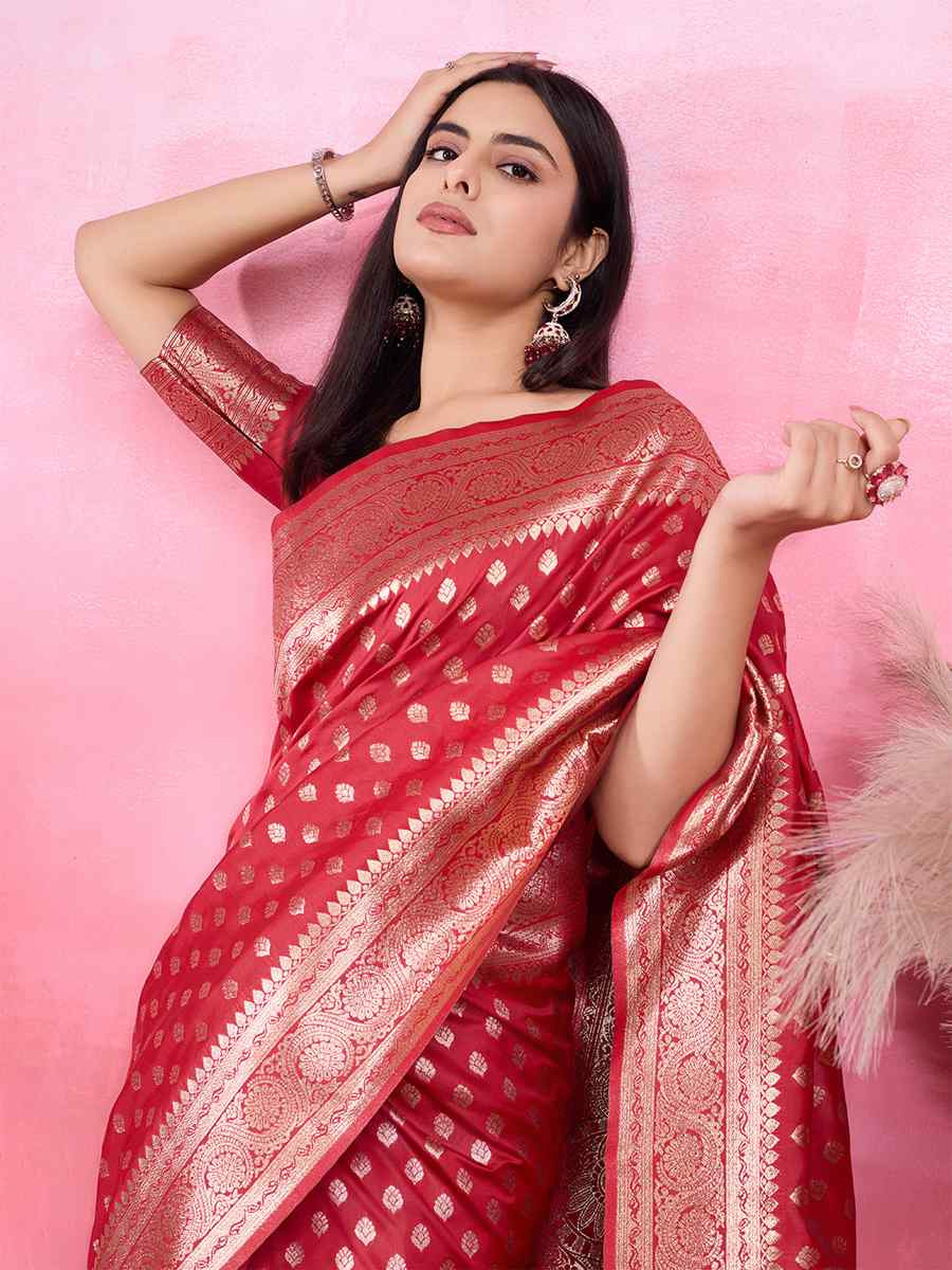 Red Kanjivaram Silk Handwoven Festival Wedding Fancy Heavy Border Saree