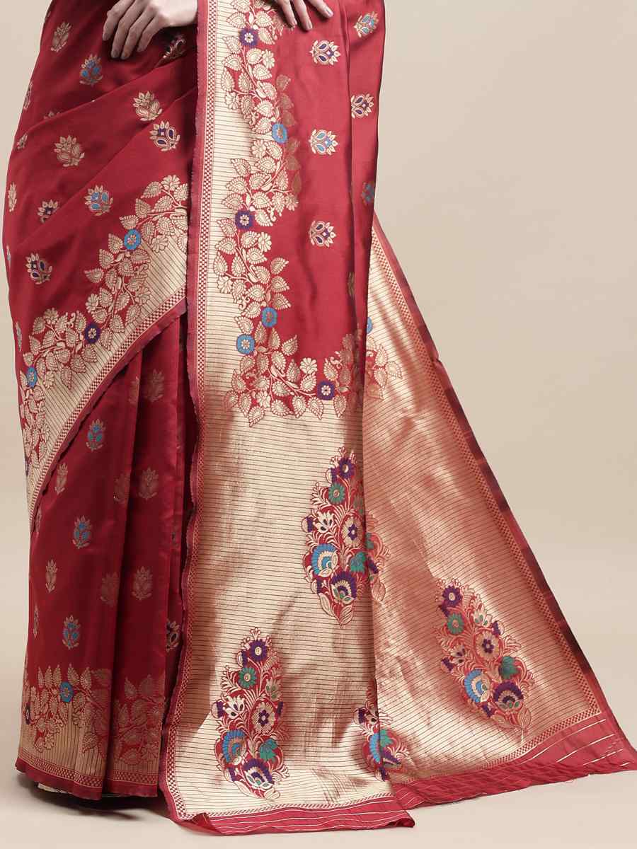 Red Kanjivaram Silk Handwoven Wedding Festival Heavy Border Saree
