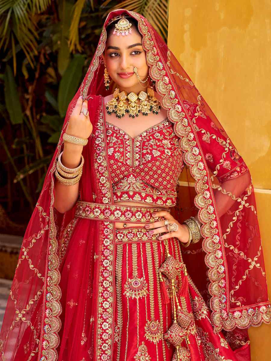 Red Premium Silk  Embroidered Bridal Wedding Reception Festival Heavy Border Lehenga Choli