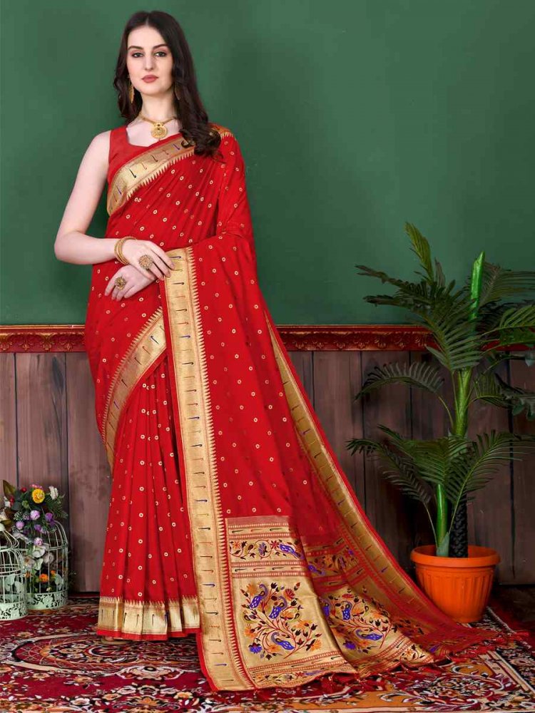 Red Pure Lichi Silk Handwoven Wedding Festival Heavy Border Saree