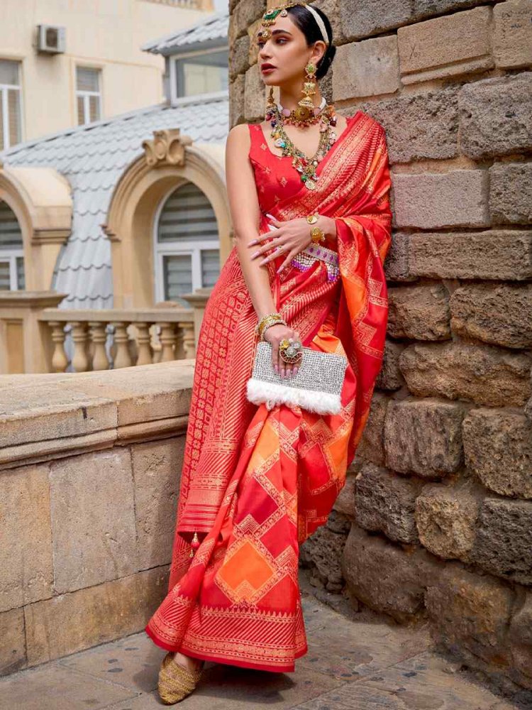 Red Silk Handwoven Casual Festival Heavy Border Saree