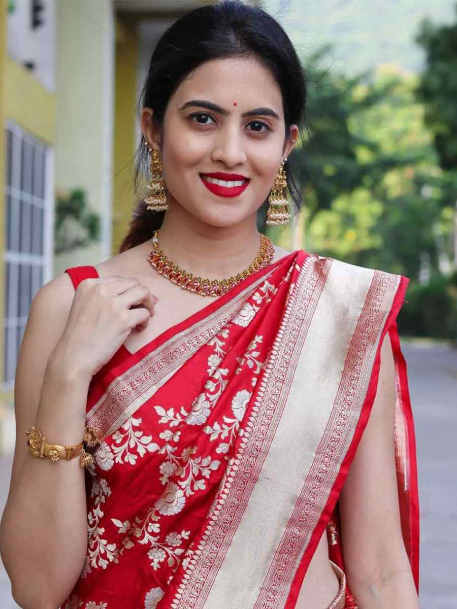 Red Silk Handwoven Festival Wedding Fancy Heavy Border Saree