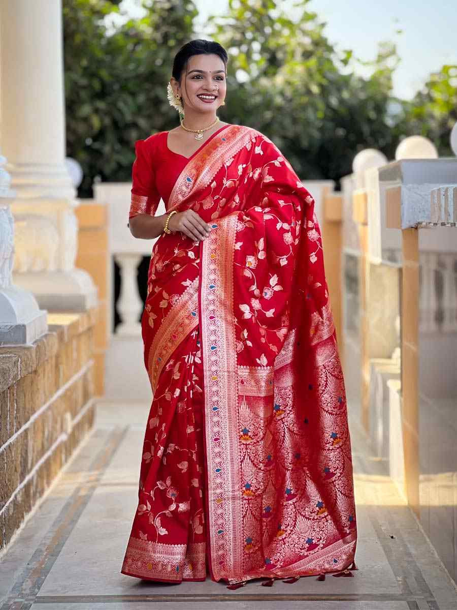 Red Soft Banarashi Silk Handwoven Festival Wedding Fancy Heavy Border Saree