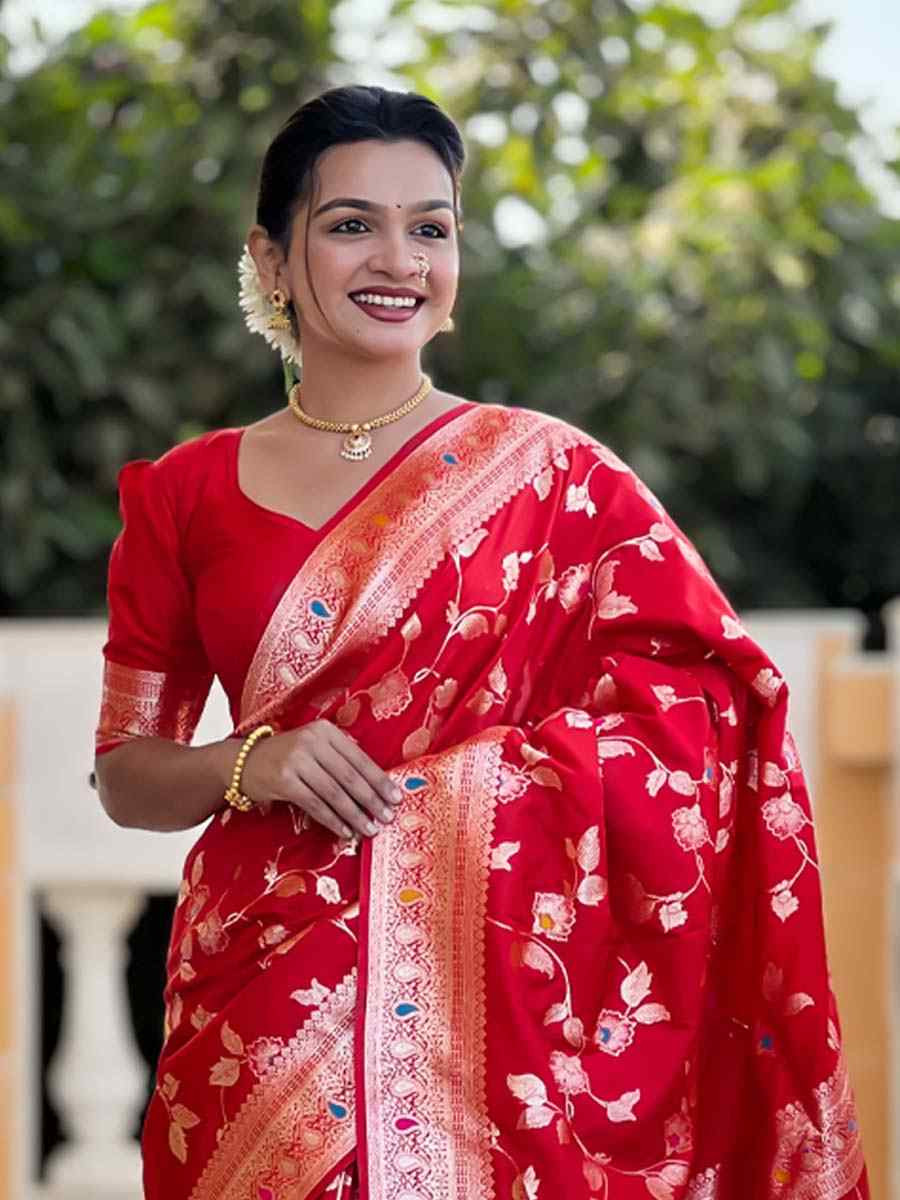 Red Soft Banarashi Silk Handwoven Festival Wedding Fancy Heavy Border Saree