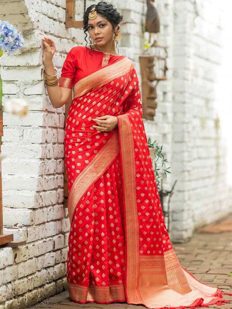 Red Soft Banarasi Silk Handwoven Wedding Festival Heavy Border Saree