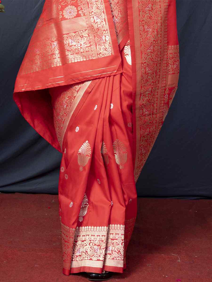 Red Soft Banarasi Silk Handwoven Wedding Festival Heavy Border Saree