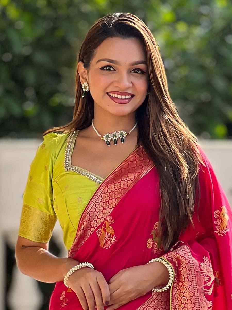 Red Soft Pathani Silk Handwoven Festival Wedding Fancy Heavy Border Saree