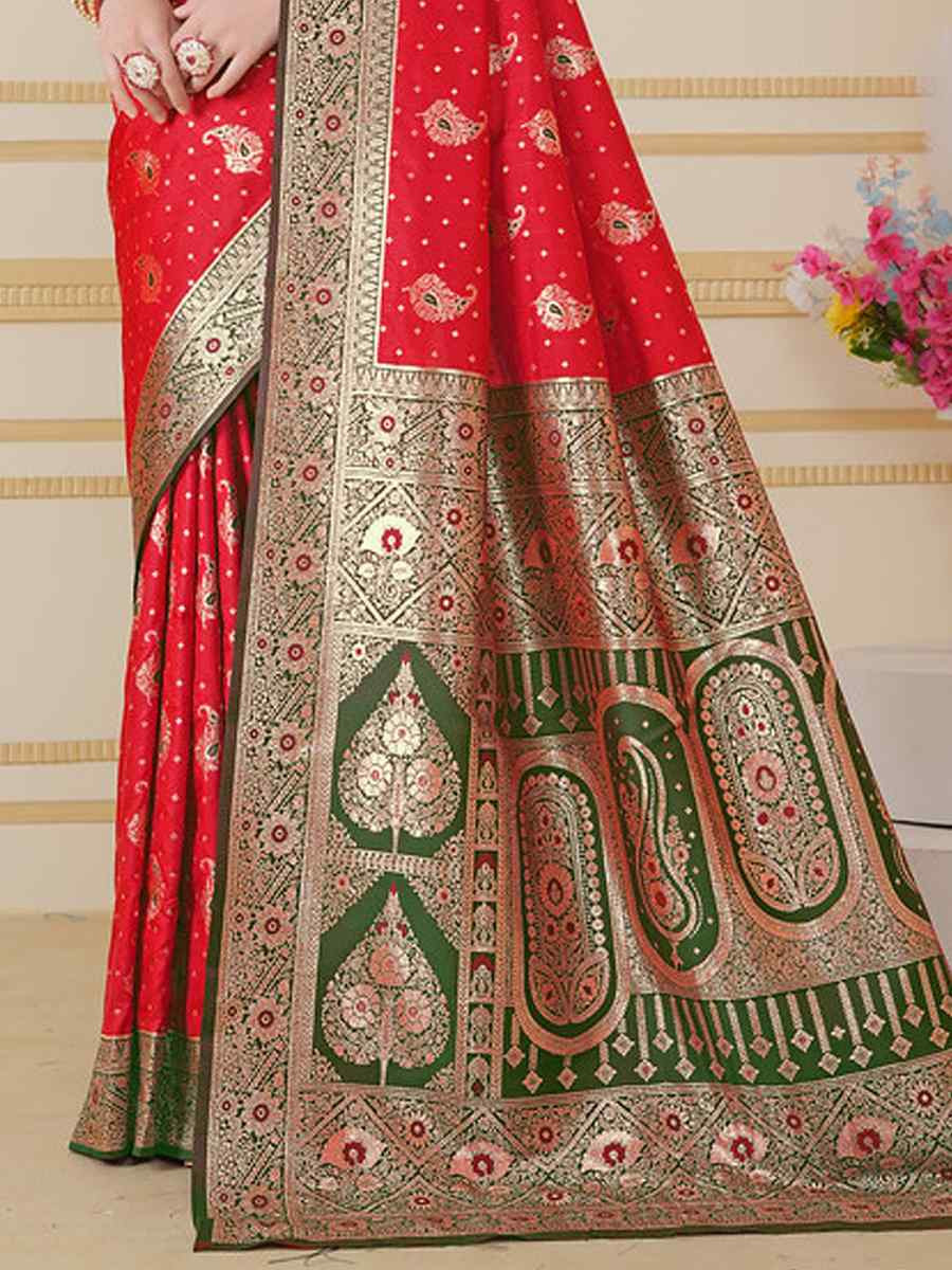 Red Soft Silk Handwoven Festival Wedding Fancy Heavy Border Saree